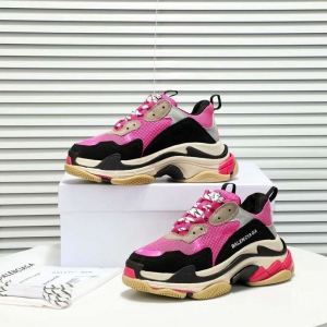 Men/Women Balenciaga Triple S Clear Sole Pink/Black Sneaker Item 6380340