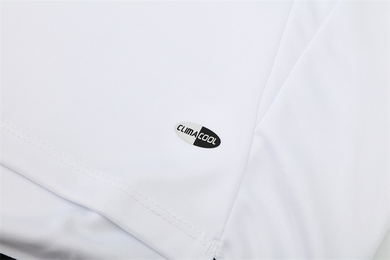 Retro 04/05 Real Madrid White Half Zipper Jacket