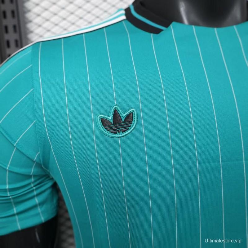 Player Version 25/26 Liverpool  Adidas Original Blue Jersey